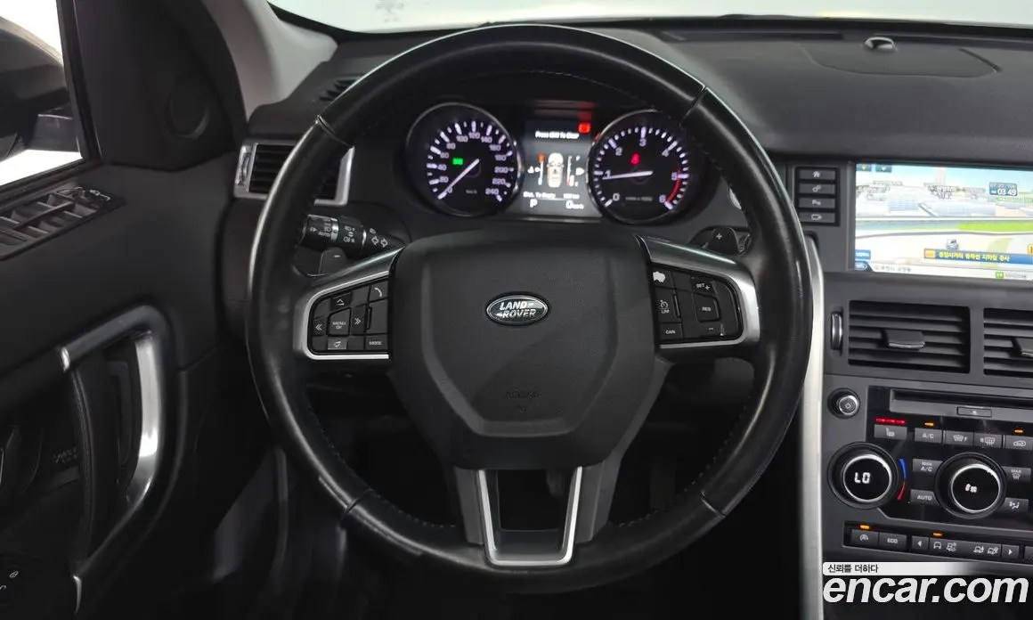 Land Rover Discovery Sport 2016 2.0 автомат (гидро), фото 13