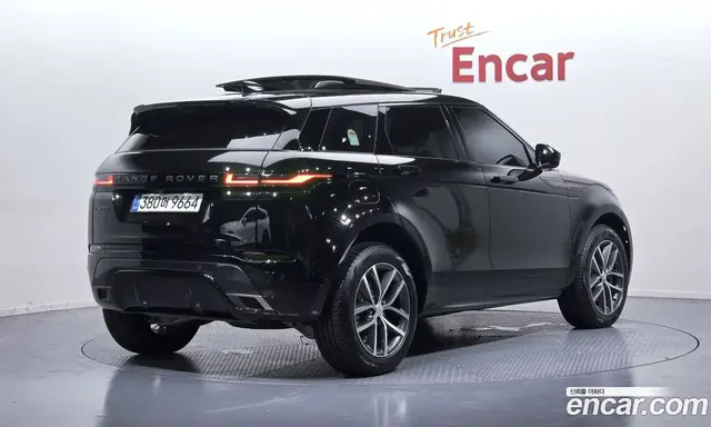Land Rover Range Rover Evoque 2025 2.0 автомат (гидро), миниатюра 2