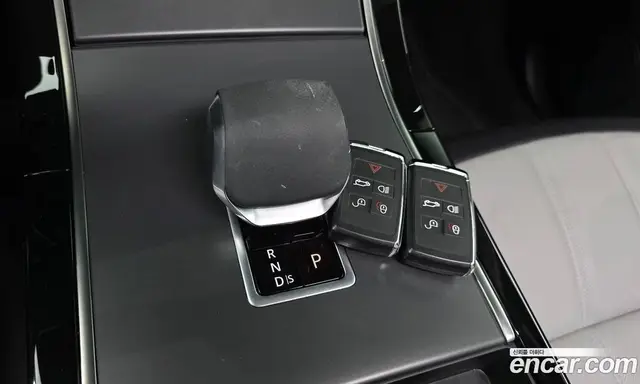 Land Rover Range Rover Evoque 2025 2.0 автомат (гидро), миниатюра 12