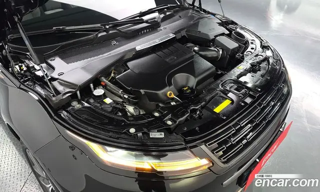 Land Rover Range Rover Evoque 2025 2.0 автомат (гидро), миниатюра 6