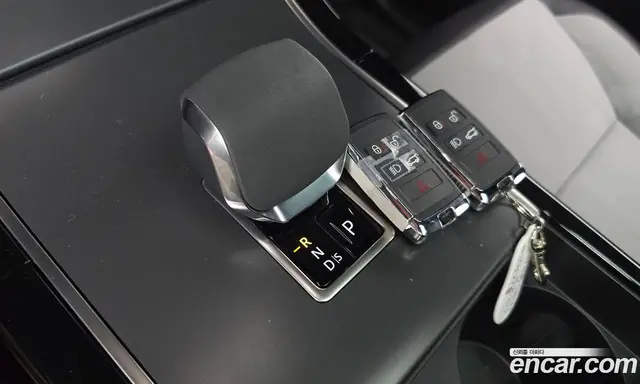 Land Rover Range Rover Velar 2024 2.0 автомат (гидро), миниатюра 11