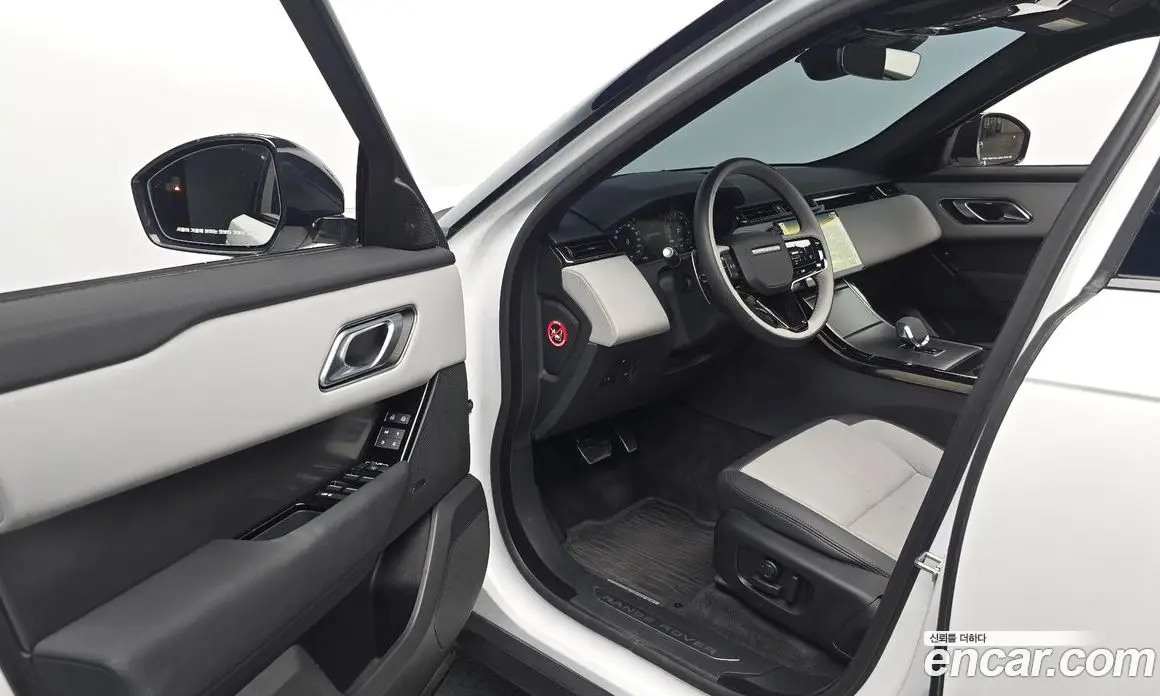 Land Rover Range Rover Velar 2024 2.0 автомат (гидро), фото 12