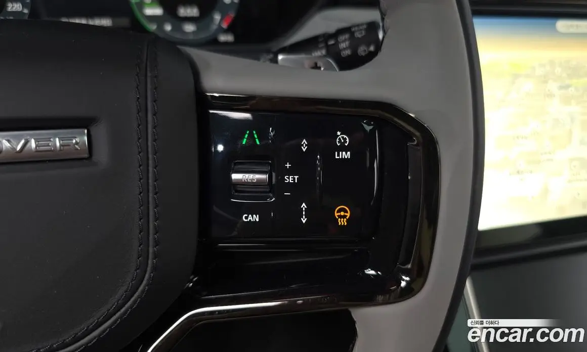 Land Rover Range Rover Velar 2024 2.0 автомат (гидро), фото 22