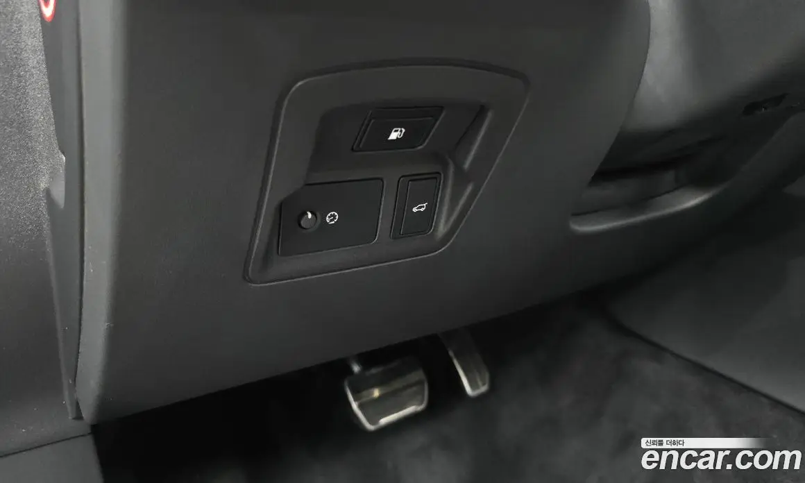 Land Rover Range Rover Velar 2024 2.0 автомат (гидро), фото 36
