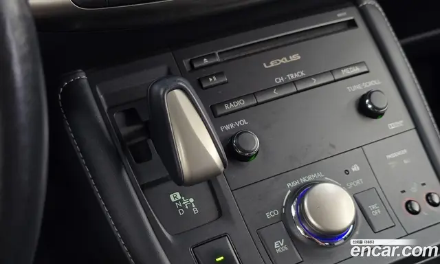 Lexus CT200h 2018 1.8 автомат (гидро), миниатюра 9