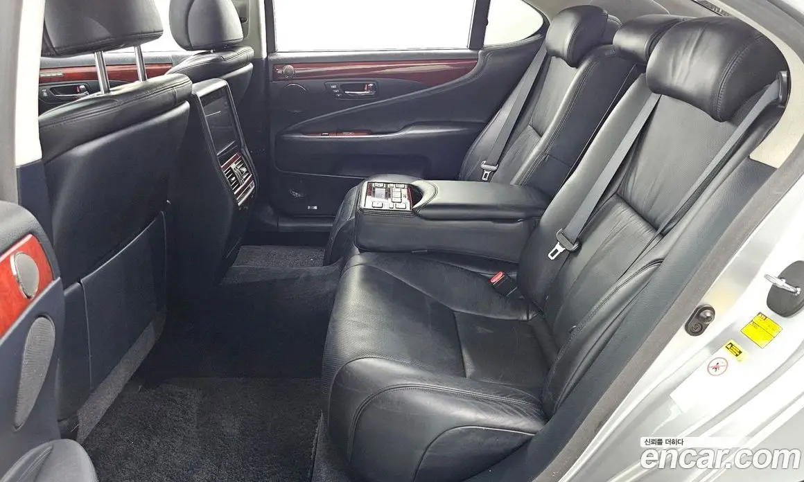 Lexus LS 2010 4.6 автомат (гидро), фото 12