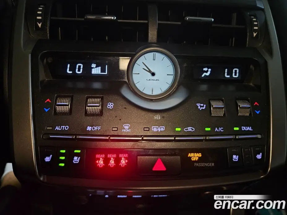 Lexus NX 2018 2.5 автомат (гидро), фото 12