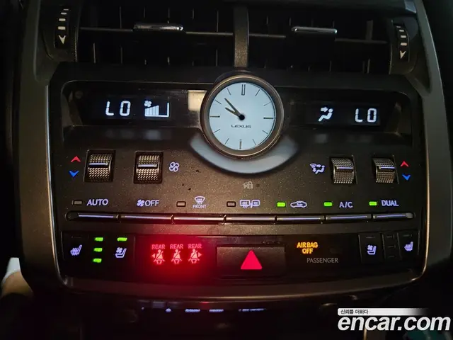 Lexus NX 2018 2.5 автомат (гидро), миниатюра 12