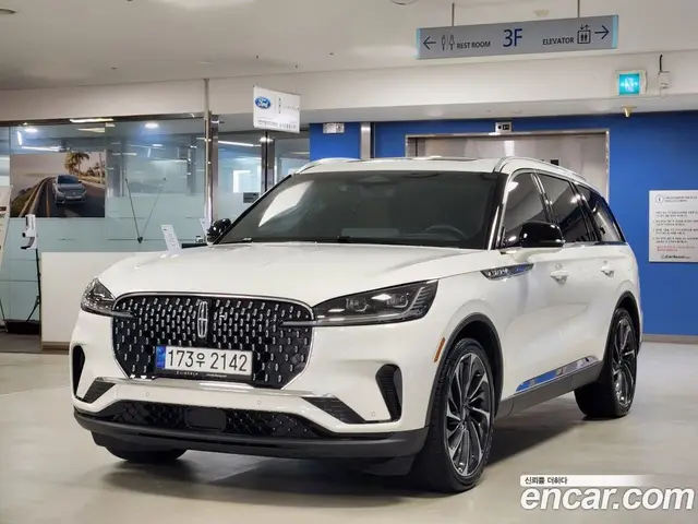 Lincoln Aviator, 2024, 19 753 км