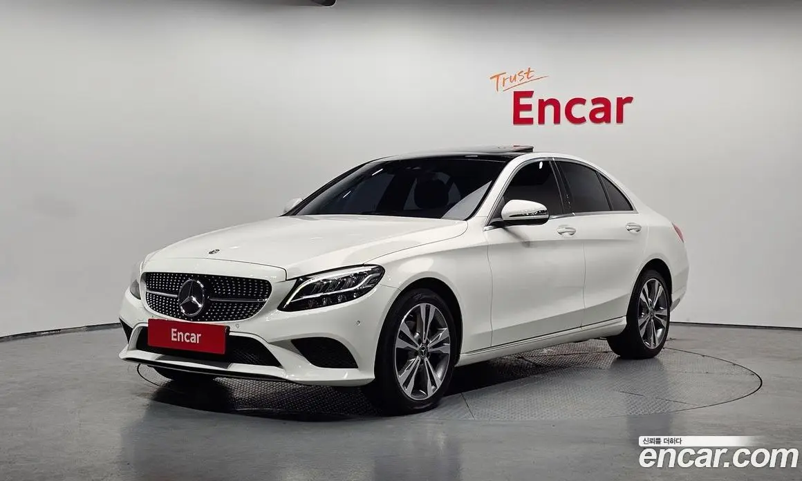 Mercedes-Benz C-Class 2019 1.9 автомат (гидро), фото 1 Mercedes-Benz C-Class 2019 1.9 автомат (гидро), фото 1