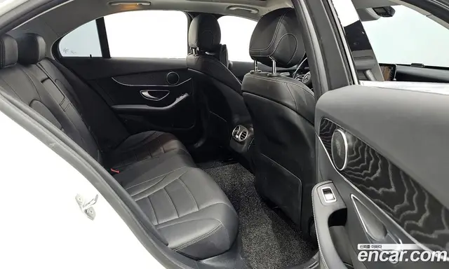 Mercedes-Benz C-Class 2019 1.9 автомат (гидро), миниатюра 12