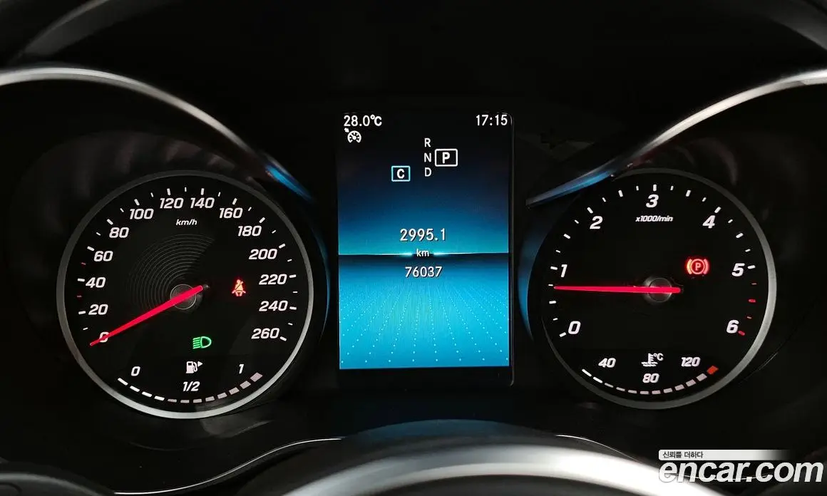 Mercedes-Benz C-Class 2019 1.9 автомат (гидро), фото 8 Mercedes-Benz C-Class 2019 1.9 автомат (гидро), фото 8