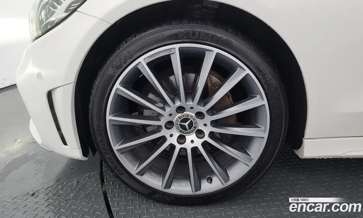 Mercedes-Benz C-Class 2019 1.9 автомат (гидро), фото 4