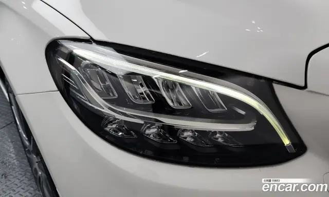 Mercedes-Benz C-Class 2019 1.9 автомат (гидро), миниатюра 7