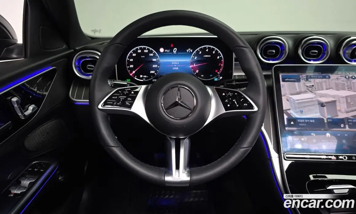 Mercedes-Benz C-Class 2023 2.0 автомат (гидро), фото 17