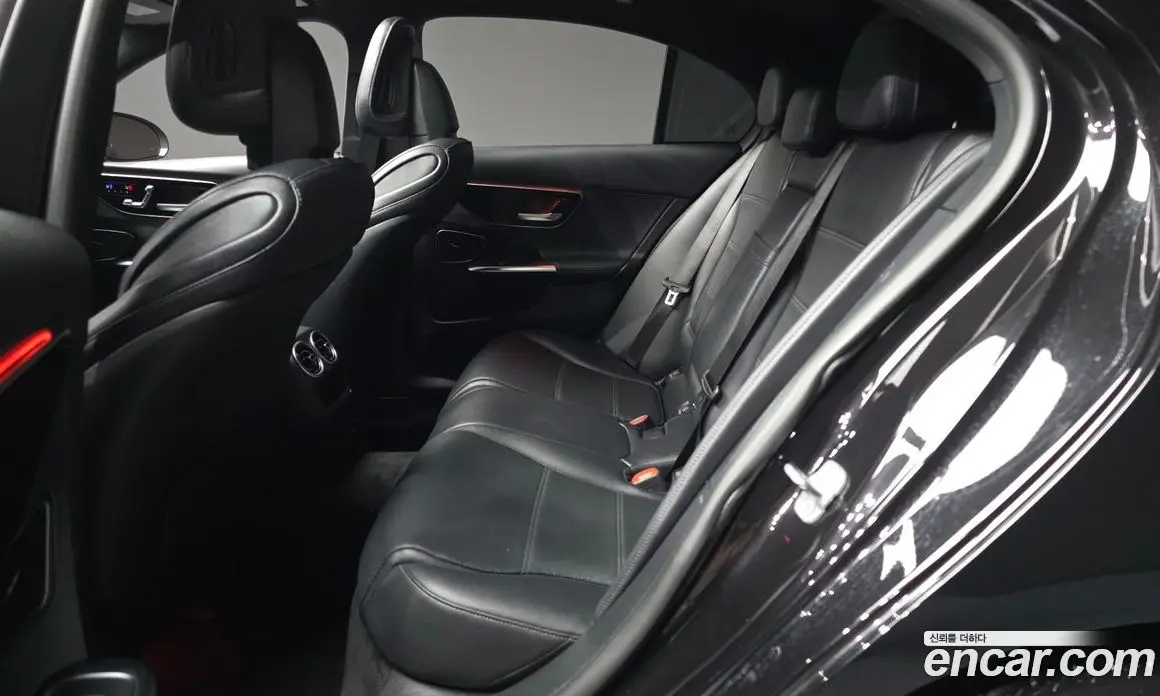 Mercedes-Benz C-Class 2023 2.0 автомат (гидро), фото 18