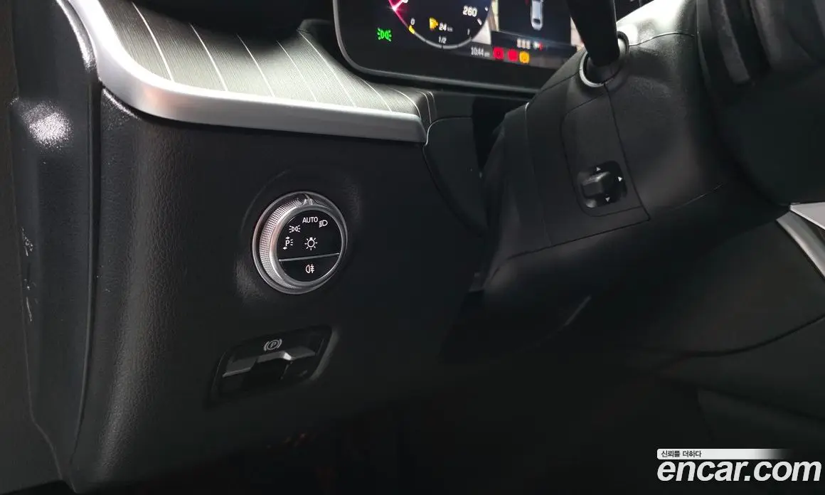 Mercedes-Benz C-Class 2023 2.0 автомат (гидро), фото 25