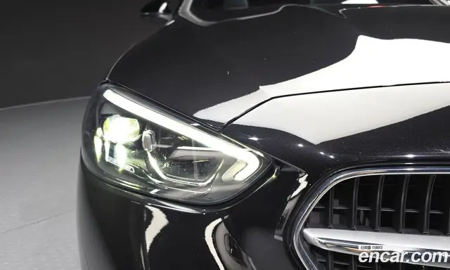 Mercedes-Benz C-Class 2023 2.0 автомат (гидро), миниатюра 8