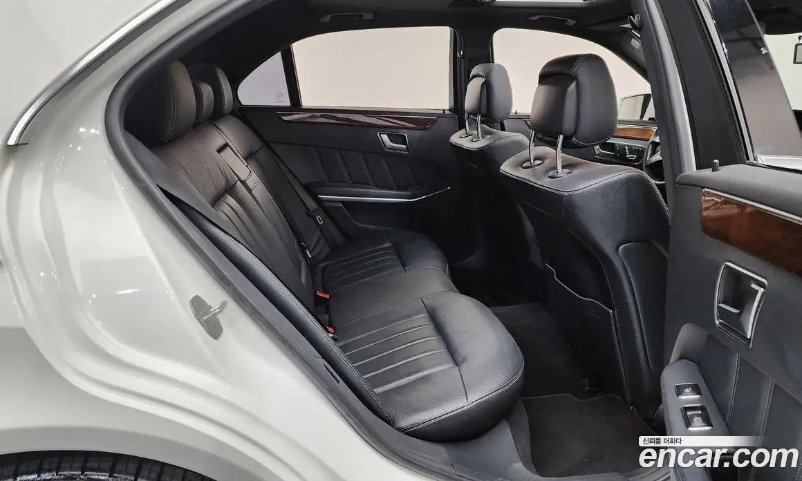 Mercedes-Benz E-Class 2015 3.5 автомат (гидро), фото 17