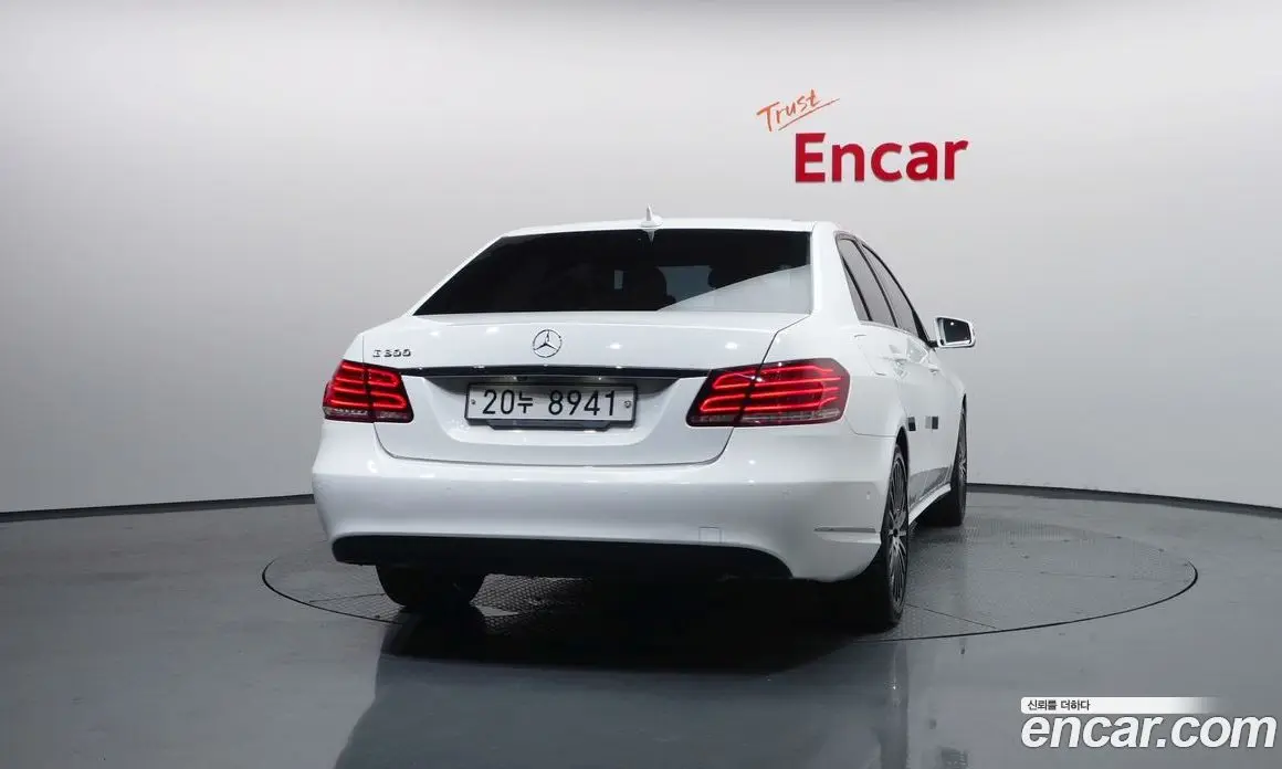 Mercedes-Benz E-Class 2015 3.5 автомат (гидро), фото 3