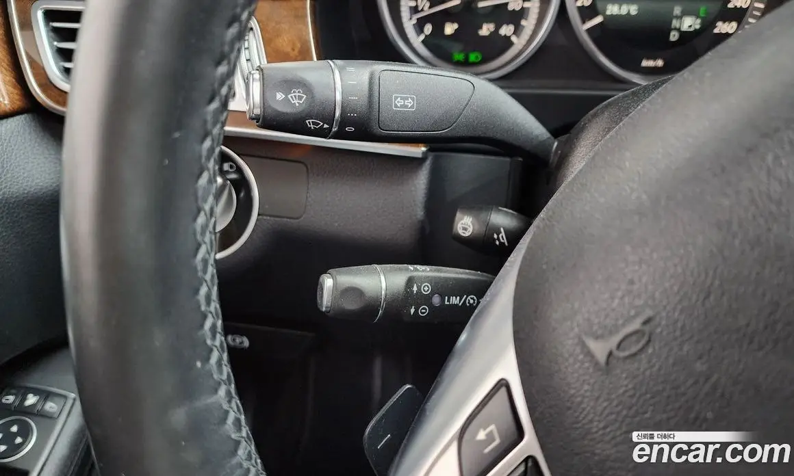 Mercedes-Benz E-Class 2015 3.5 автомат (гидро), фото 32