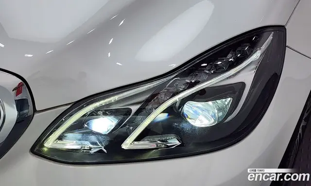 Mercedes-Benz E-Class 2015 3.5 автомат (гидро), миниатюра 7