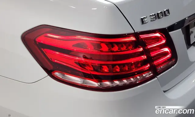 Mercedes-Benz E-Class 2015 3.5 автомат (гидро), миниатюра 8