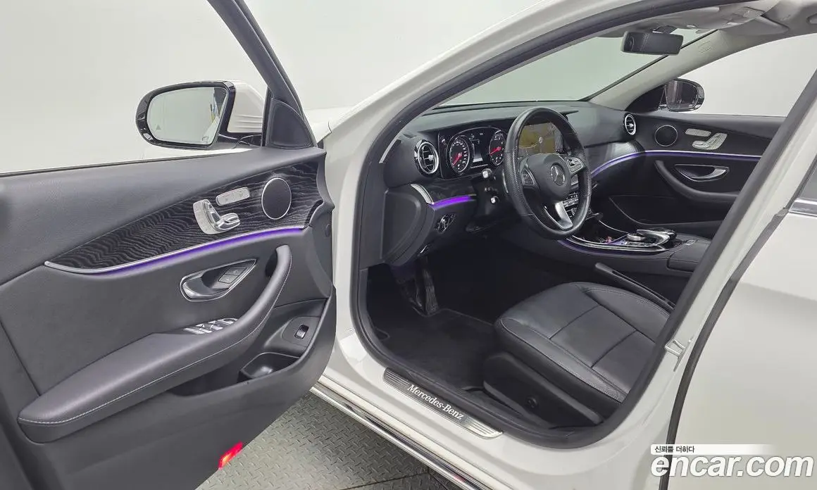 Mercedes-Benz E-Class 2017 2.0 автомат (гидро), фото 13