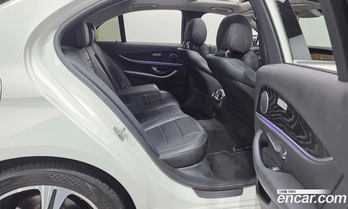 Mercedes-Benz E-Class 2017 2.0 автомат (гидро), фото 17