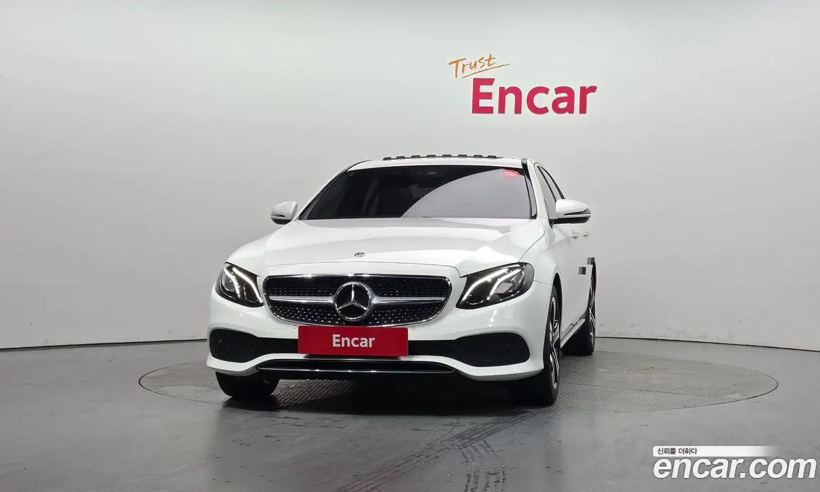 Mercedes-Benz E-Class 2017 2.0 автомат (гидро), фото 3