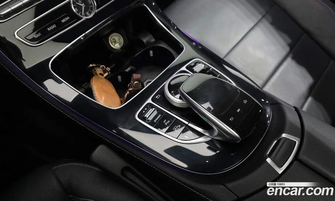 Mercedes-Benz E-Class 2017 2.0 автомат (гидро), фото 26