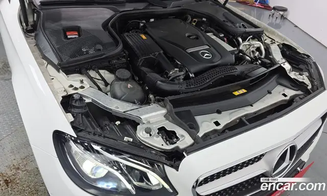 Mercedes-Benz E-Class 2017 2.0 автомат (гидро), миниатюра 6