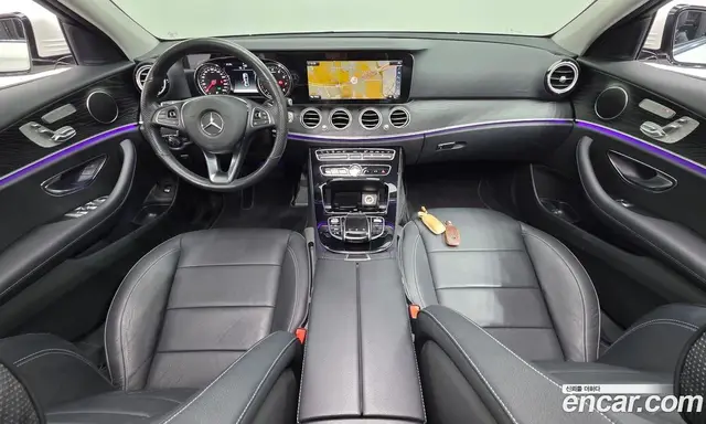 Mercedes-Benz E-Class 2017 2.0 автомат (гидро), миниатюра 10