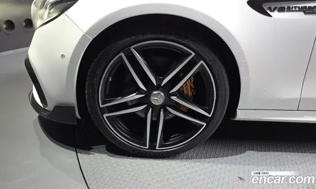 Mercedes-Benz E-Class 2019 4.0 автомат (гидро), миниатюра 5