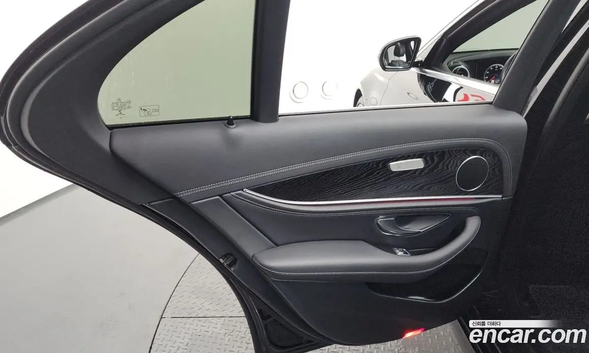 Mercedes-Benz E-Class 2020 1.9 автомат (гидро), фото 15