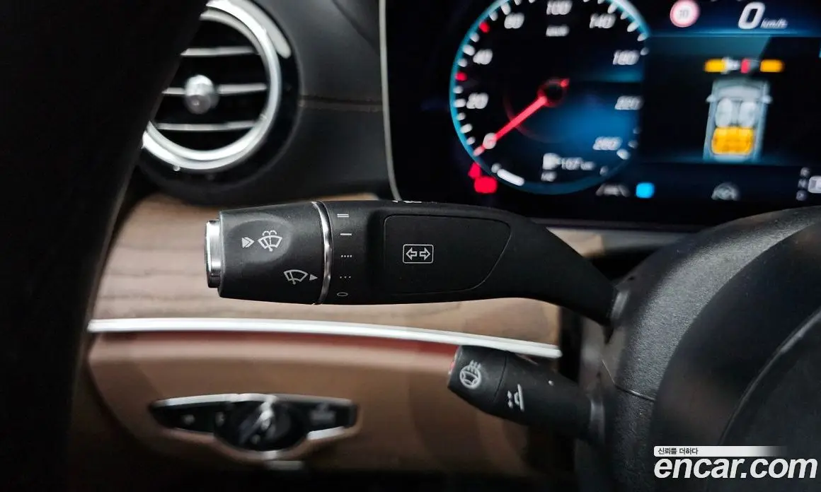 Mercedes-Benz E-Class 2022 2.0 автомат (гидро), фото 28