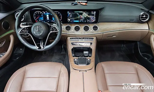 Mercedes-Benz E-Class 2022 2.0 автомат (гидро), миниатюра 9