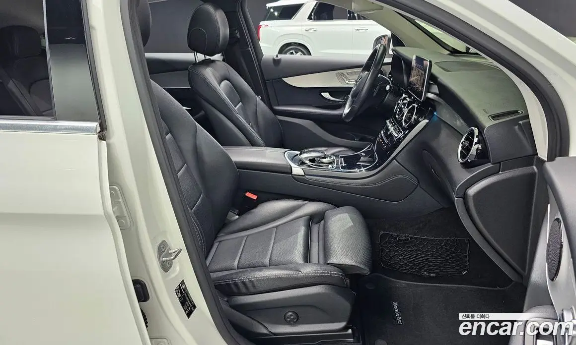 Mercedes-Benz GLC-Class 2018 2.1 автомат (гидро), фото 16