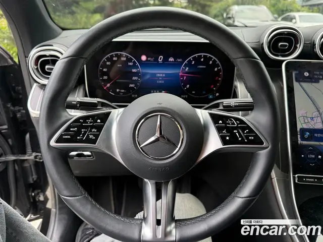Mercedes-Benz GLC-Class 2024 2.0 автомат (гидро), миниатюра 10