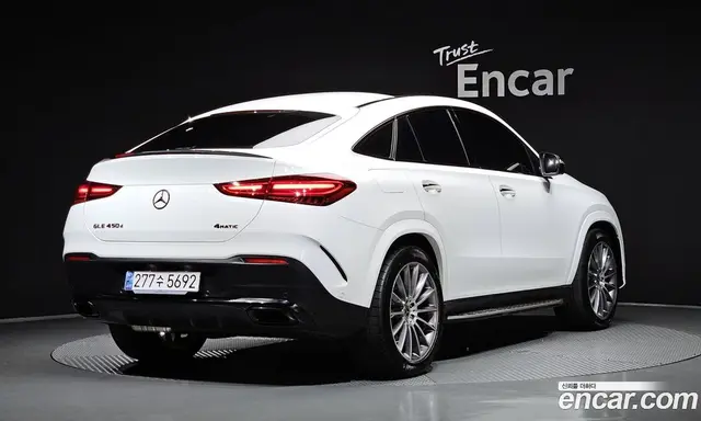 Mercedes-Benz GLE-Class 2024 3.0 автомат (гидро), миниатюра 2