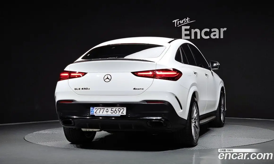 Mercedes-Benz GLE-Class 2024 3.0 автомат (гидро), фото 4