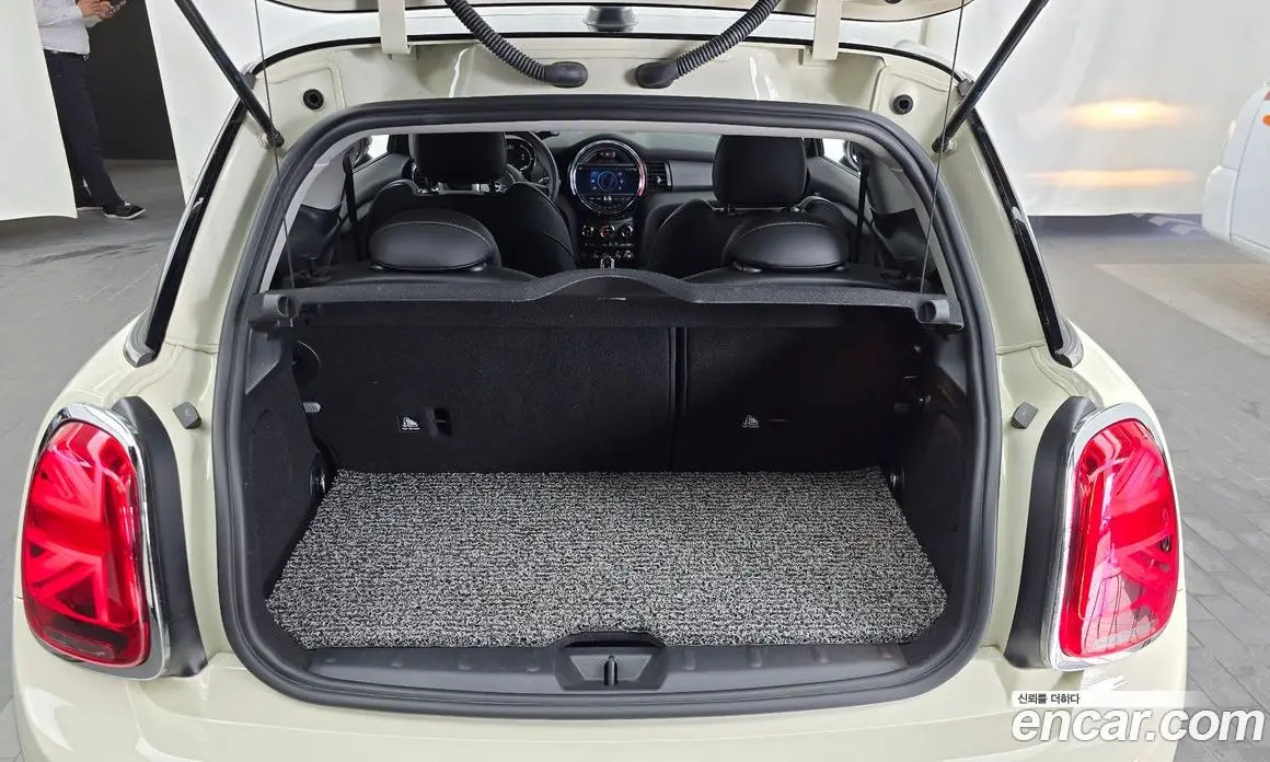 Mini Cooper 2021 1.5 автомат (гидро), фото 20