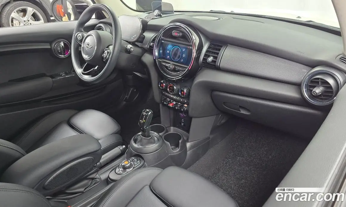 Mini Cooper 2021 1.5 автомат (гидро), фото 7