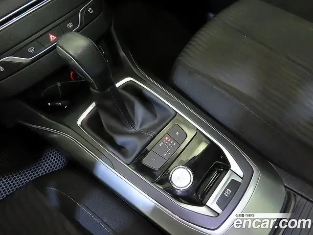 Peugeot 308 2015 2.0 автомат (гидро), миниатюра 12