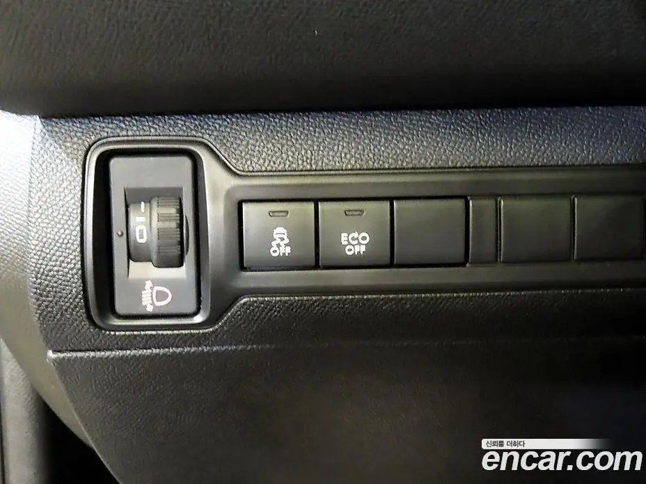 Peugeot 308 2015 2.0 автомат (гидро), фото 14 Peugeot 308 2015 2.0 автомат (гидро), фото 14