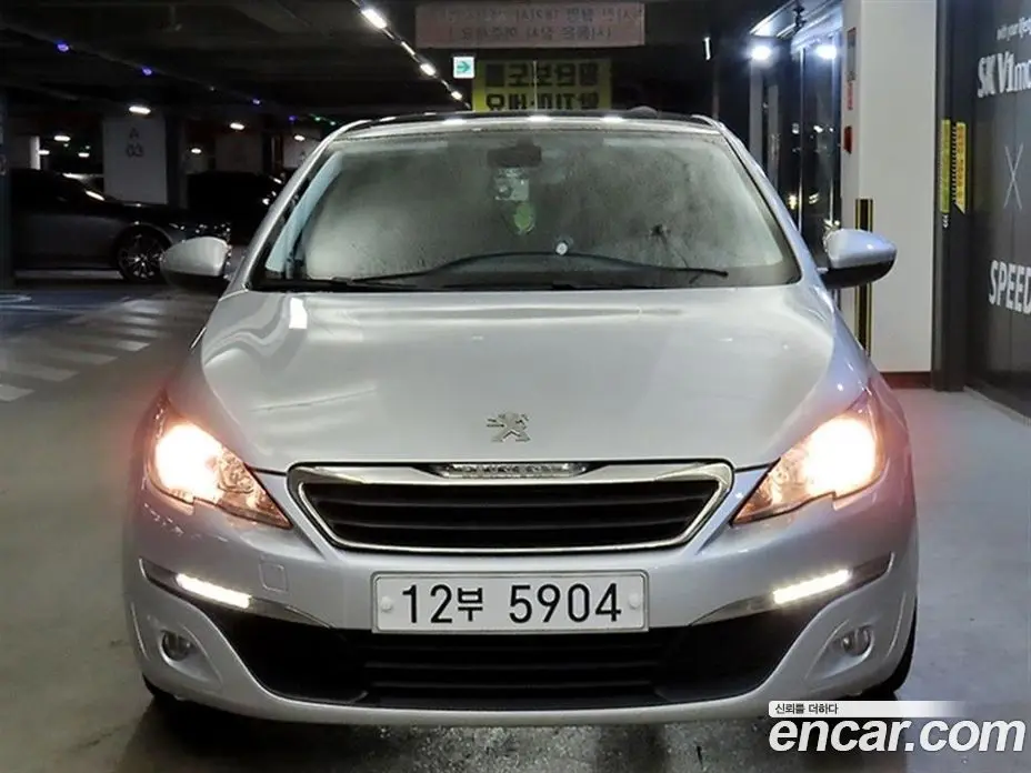 Peugeot 308 2015 2.0 автомат (гидро), фото 3 Peugeot 308 2015 2.0 автомат (гидро), фото 3
