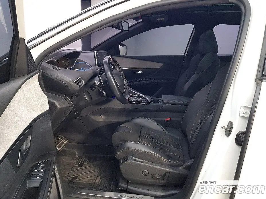 Peugeot 5008 2018 2.0 автомат (гидро), фото 7