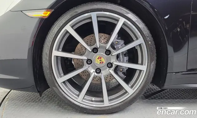 Porsche 911 2016 3.0 автомат (гидро), миниатюра 4