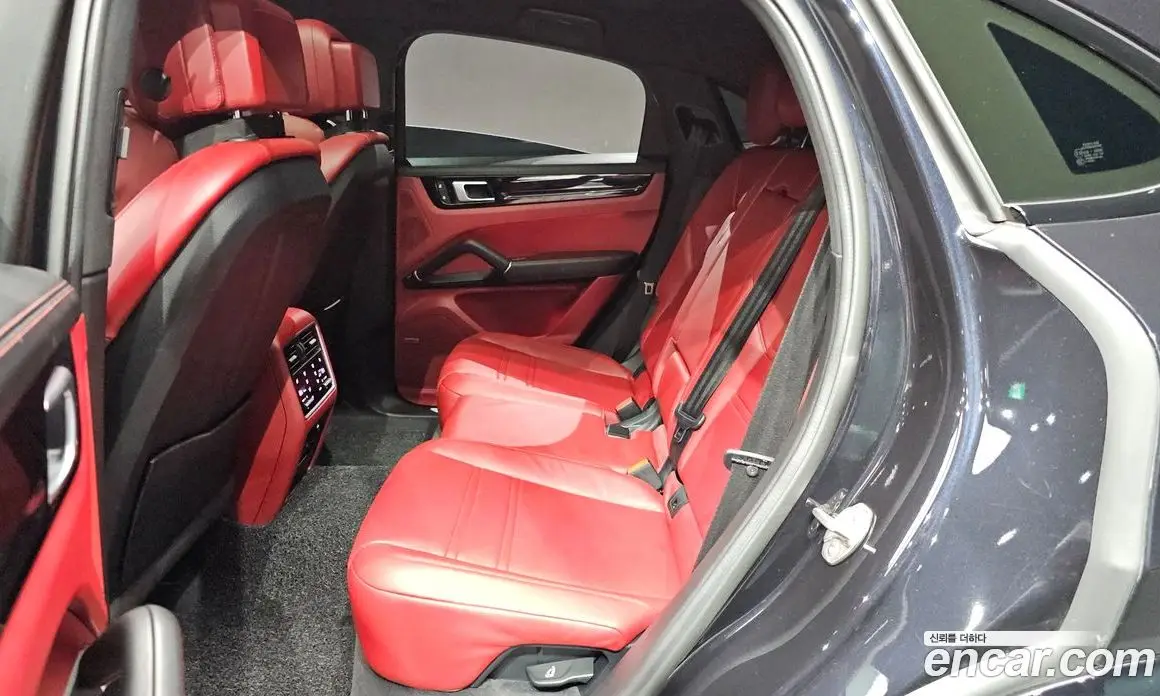 Porsche Cayenne 2022 3.0 автомат (гидро), фото 16