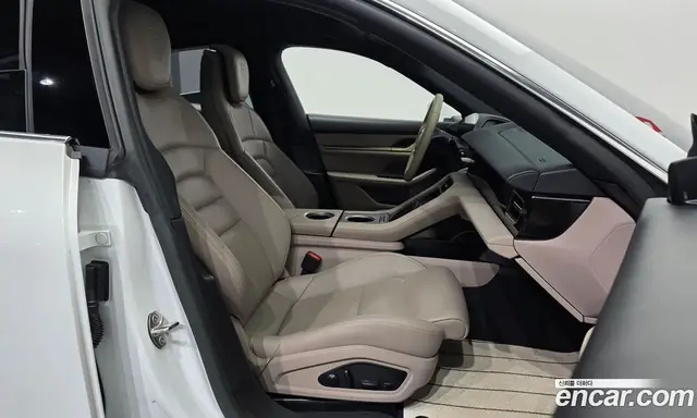 Porsche Taycan 2023 0.1 автомат (гидро), миниатюра 11